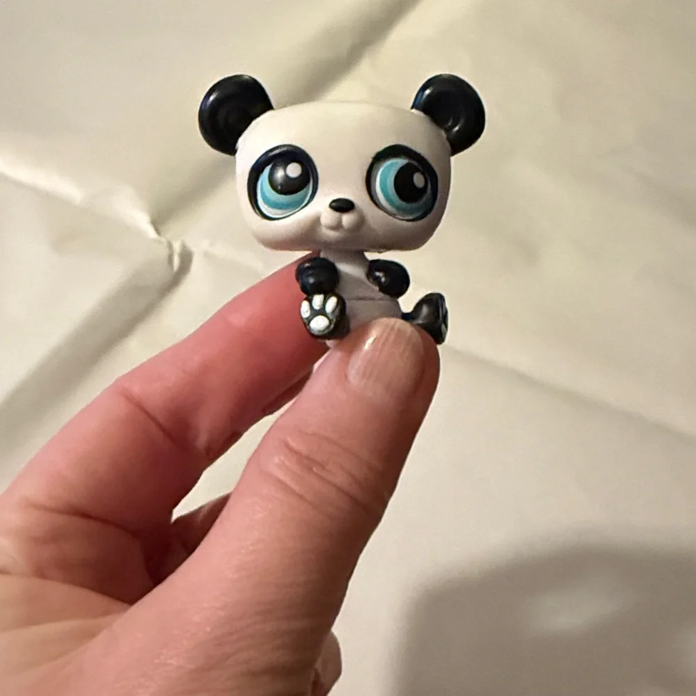 Littlest Pet Shop 2005  "Pet Pairs" #89 Panda and #90 Panda with Bamboo Tree - Picture 2 of 4